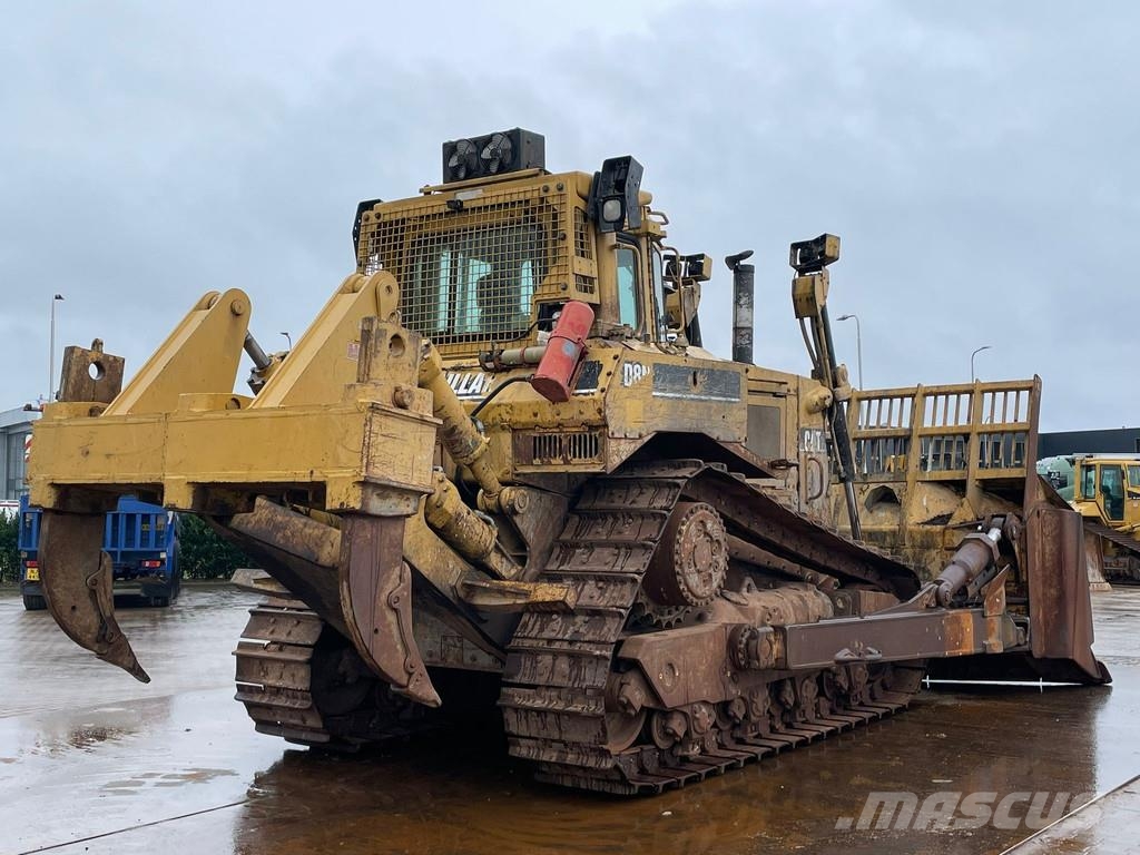 CAT D8N (D8R) Pásové dozéry