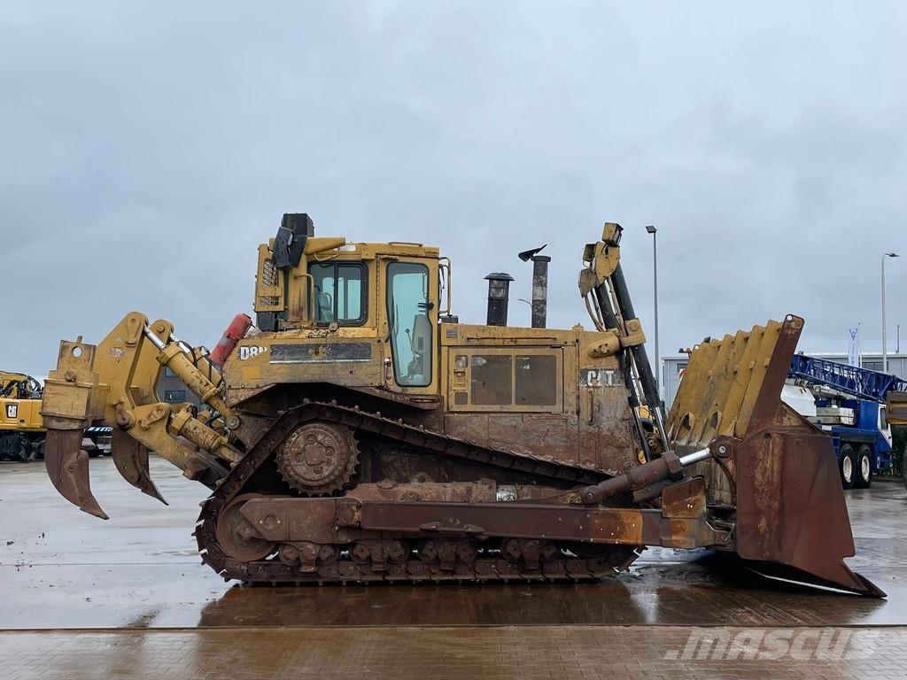 CAT D8N (D8R) Pásové dozéry