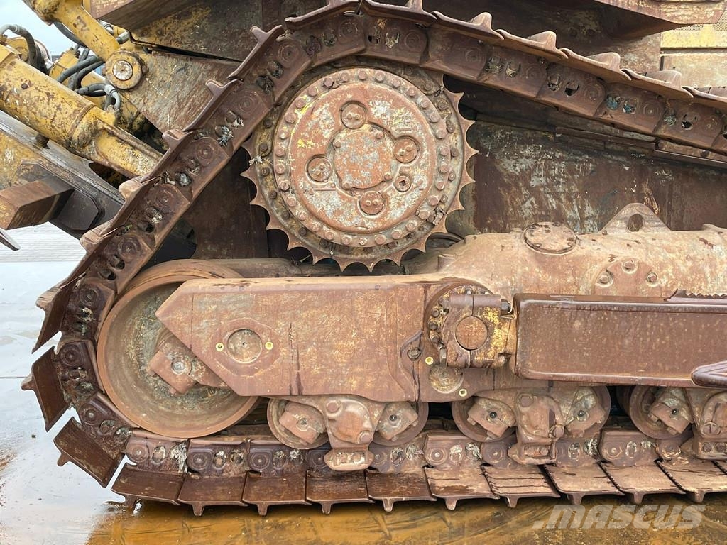 CAT D8N (D8R) Pásové dozéry
