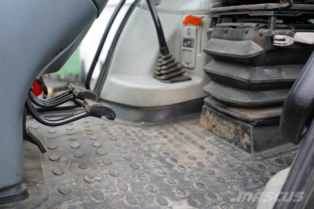 VALTRA N82 / WLY080 Traktorid