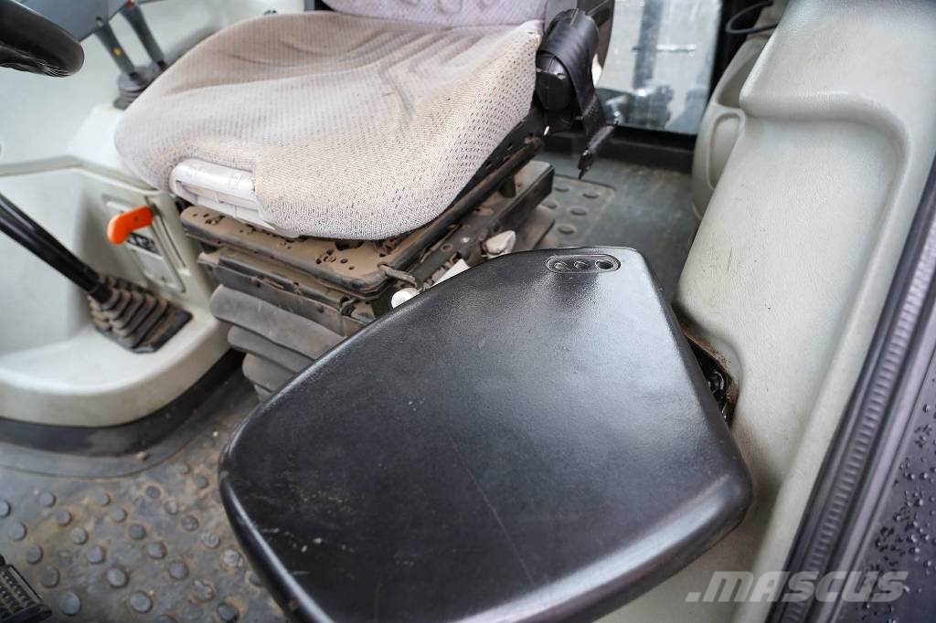 VALTRA N82 / WLY080 Traktorid