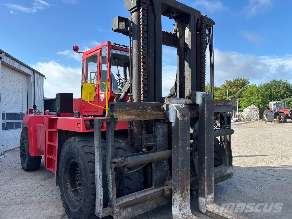 Kalmar DC 32-1200 Дизелови камиони