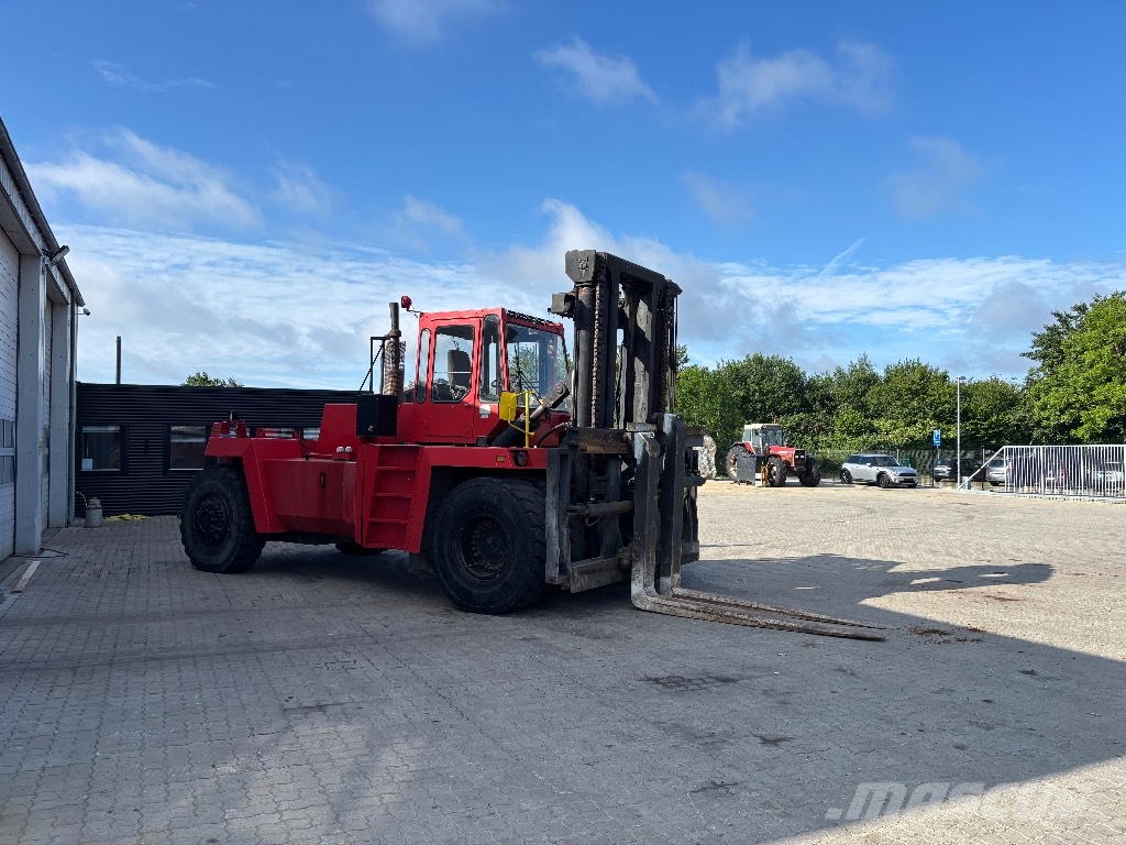Kalmar DC 32-1200 Дизелови камиони