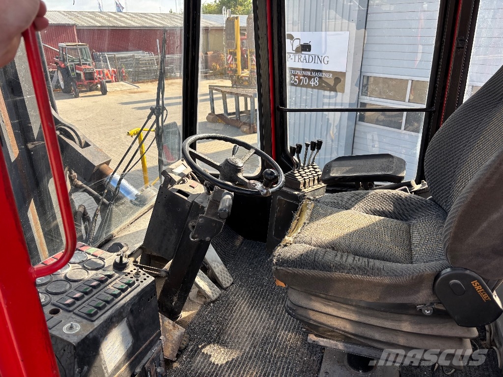 Kalmar DC 32-1200 Дизелови камиони