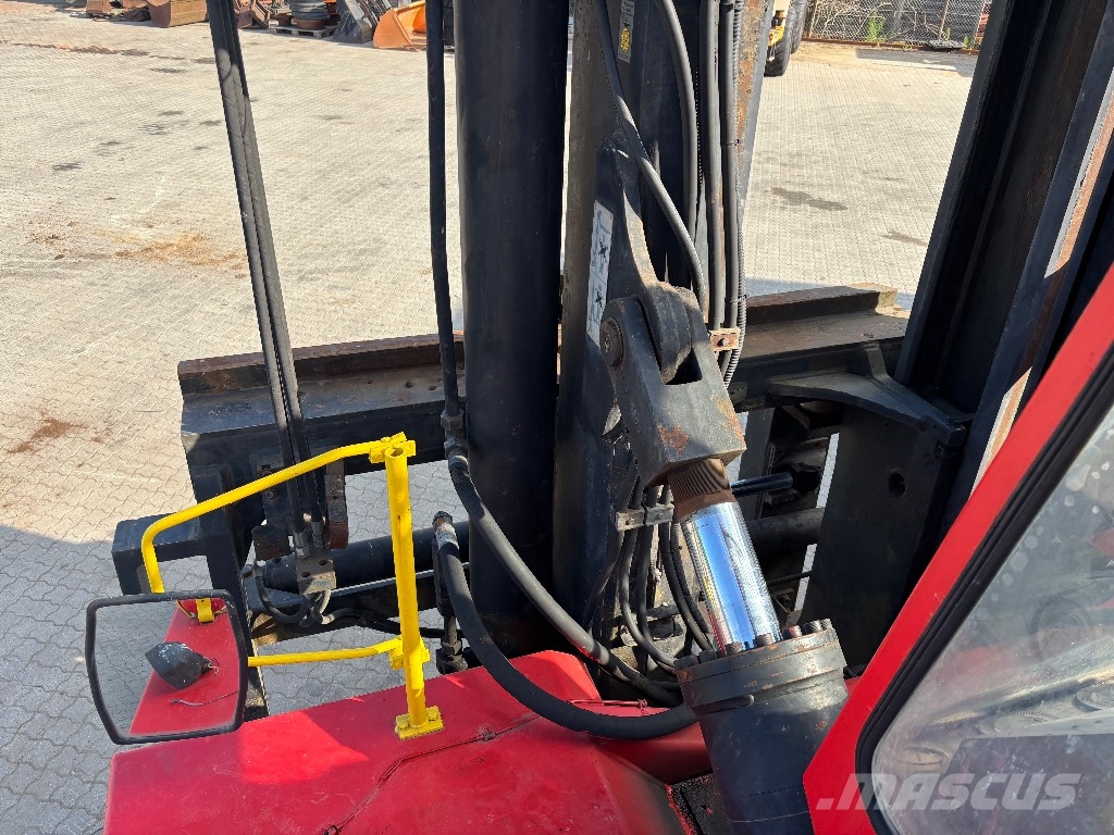 Kalmar DC 32-1200 Дизелови камиони