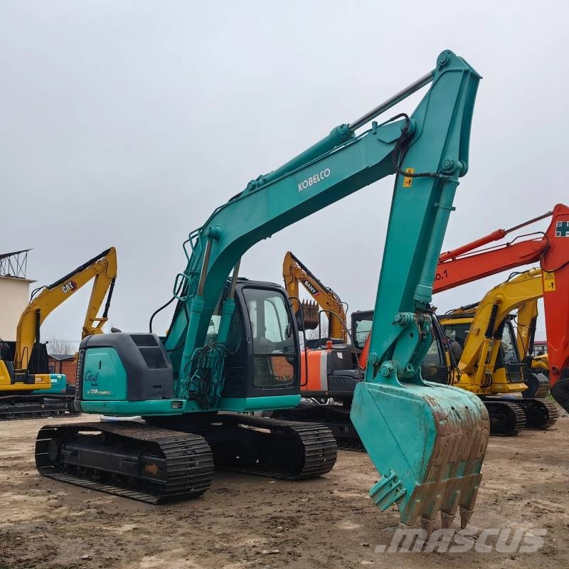 Kobelco SK 135 SR Kāpurķēžu ekskavatori