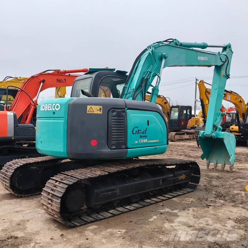 Kobelco SK 135 SR Kāpurķēžu ekskavatori
