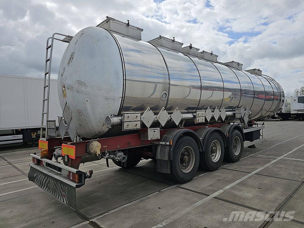 Magyar SR 34 SDC CHEMICAL 3 COMP 38M3 Poluprikolice cisterne