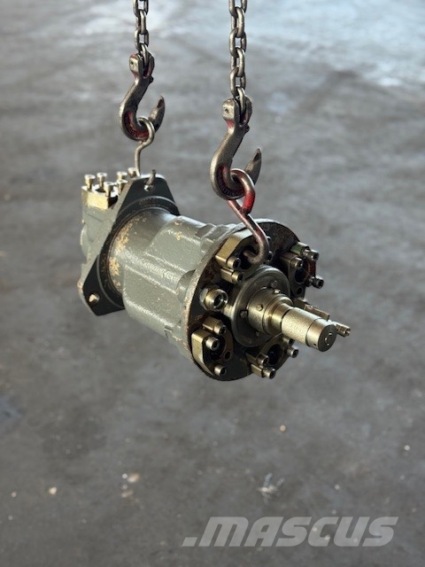 Liebherr R 904 C Rotary connection Hidráulica