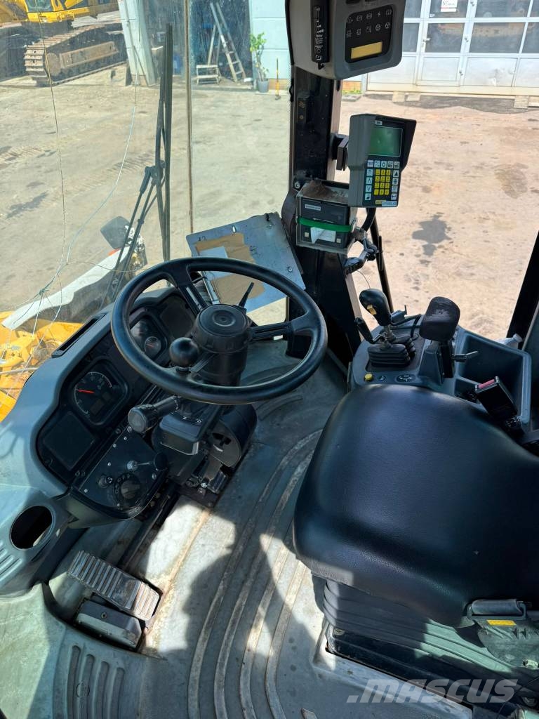 CAT 950 G II //BJ. 2004 / 29889H/Voll Steering لوادر بعجل