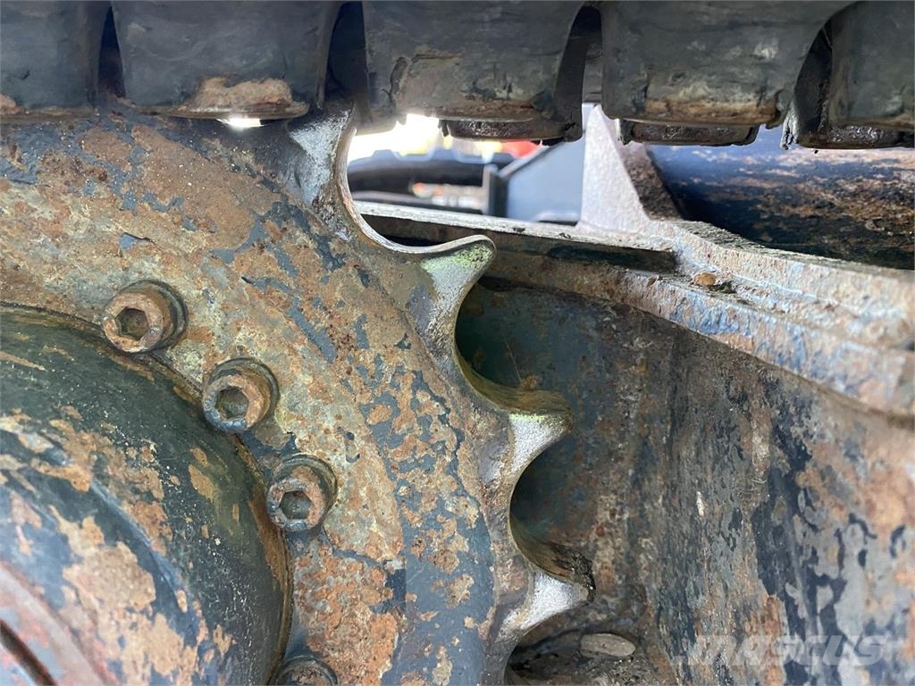 Hitachi ZX22U-2 Bageri točkaši