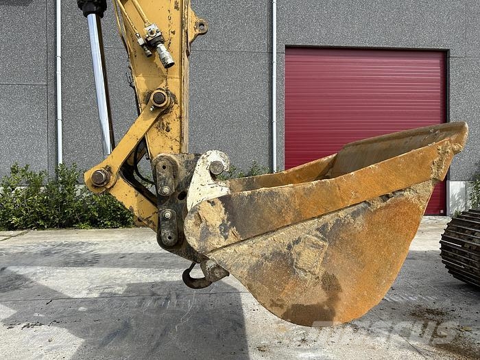 CAT 335FL Excavatoare pe șenile