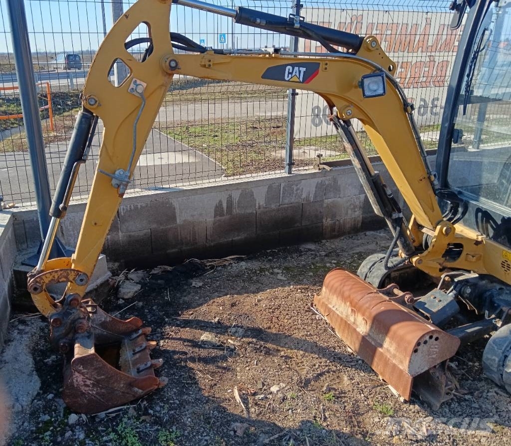 CAT 301.7D Mini excavators < 7t (Mini diggers)