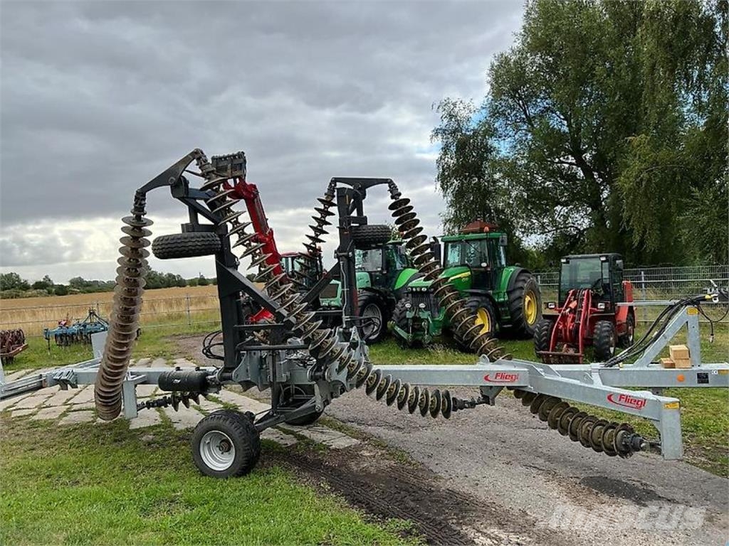 Fliegl KSE680 Kettenscheibenegge Scheibeneggen