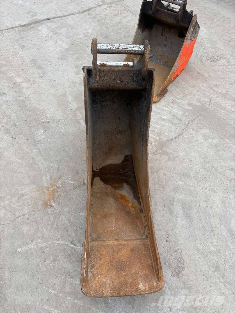 CAT 303.5 CR حفارات صغيرة أقل من 7 طن (حفارات صغيرة)