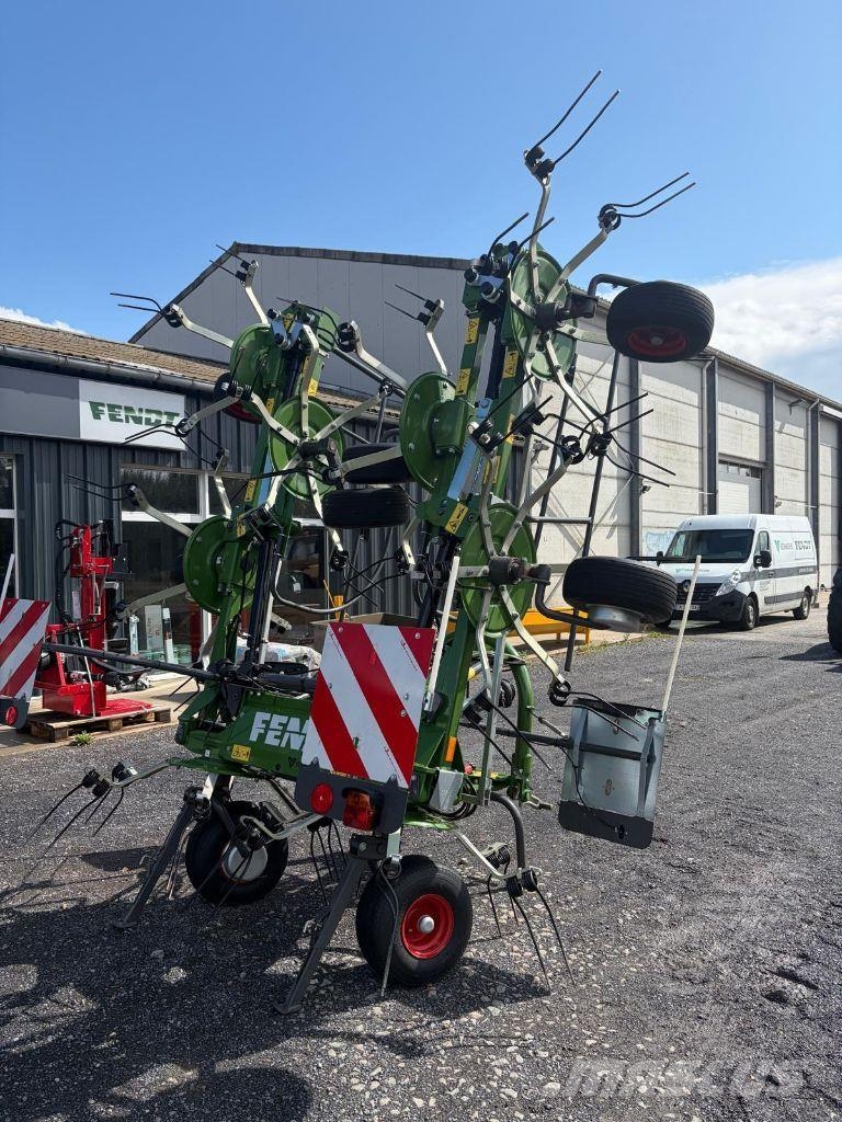 Fendt TWISTER 8608 N Obracače a zhrabovače sena