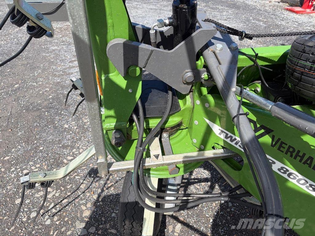 Fendt TWISTER 8608 N Okretači i sakupljači sijena