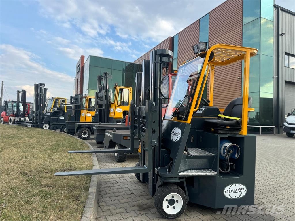 Combilift CB3000 //2016 year // Toyota engine 4-way reach truck