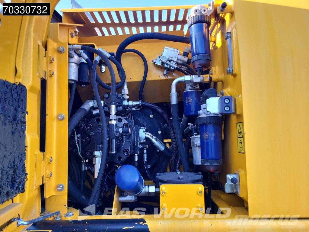 JCB JS145 W Excavadoras de ruedas