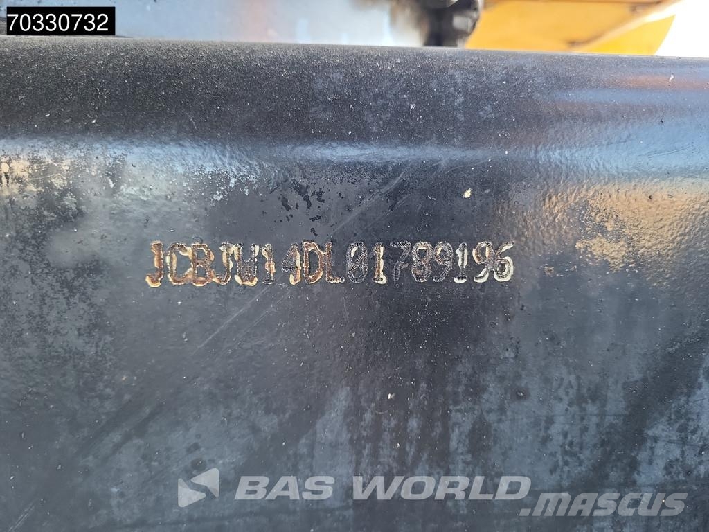JCB JS145 W Excavadoras de ruedas