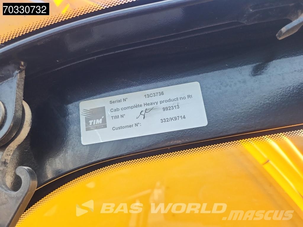 JCB JS145 W Wielgraafmachines