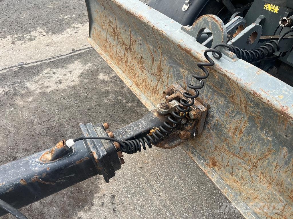 Wacker Neuson EW 100 / Engcon, Kärry, 3 kauhaa, Hyvät renkaat! Gumikerekes kotrók