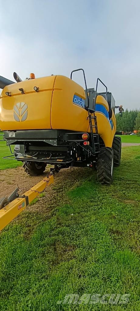 New Holland CH 7.70 Moissonneuse batteuse