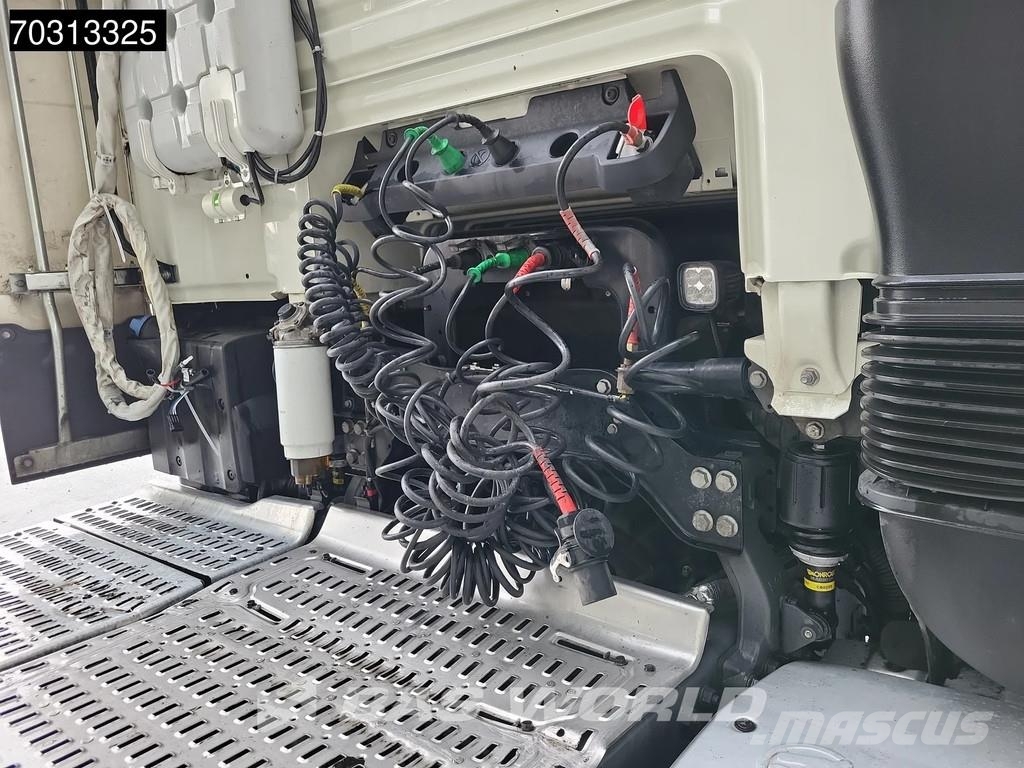 DAF XF 480 4X2 2x Tanks Mega Standklima Tegljači