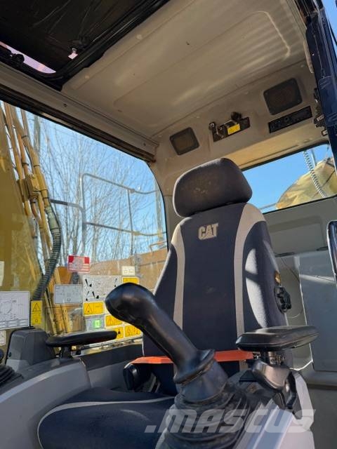 CAT 313 F L Crawler excavators