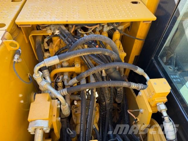 CAT 313 F L Crawler excavators