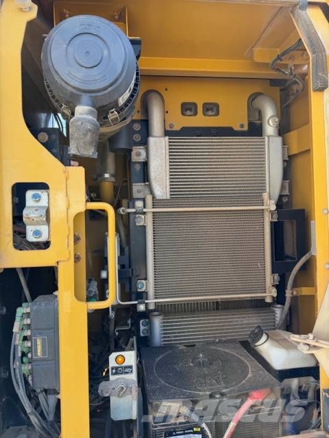 CAT 313 F L Crawler excavators
