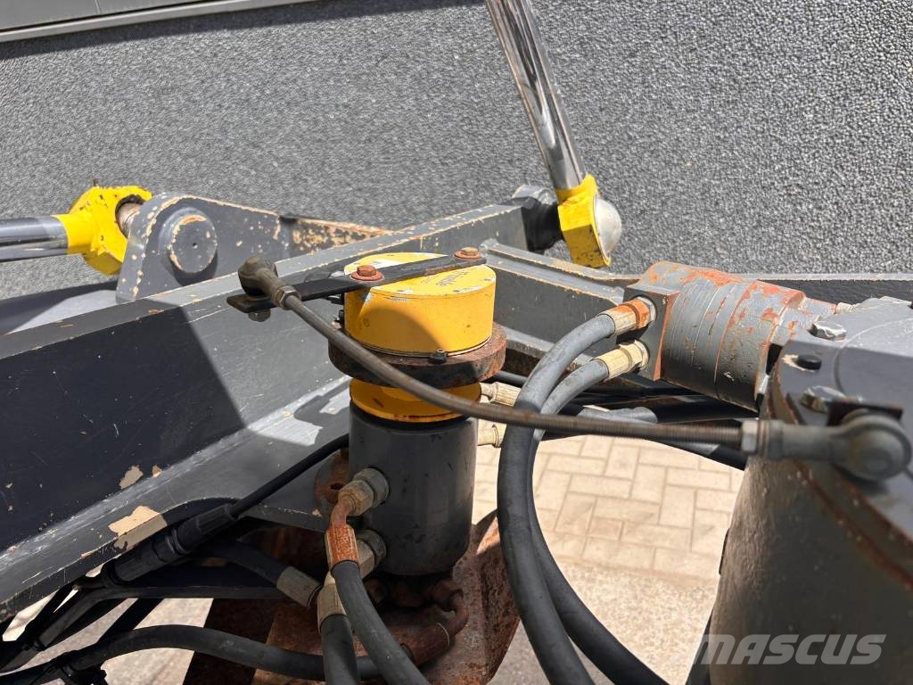 HBM BG 190 TA-4 Грейдеры
