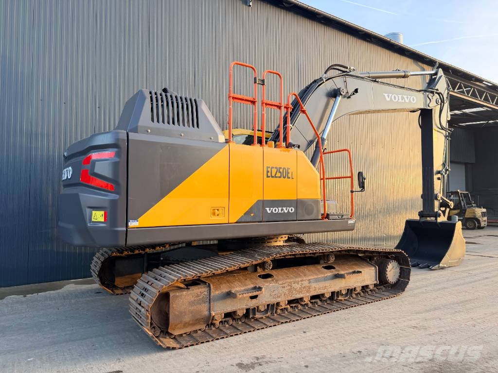 Volvo EC250E L Crawler excavators