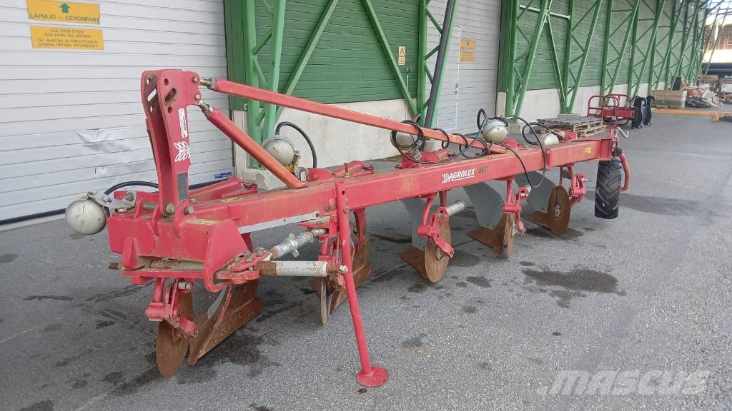 Agrolux 5975 AXP muovisiipinen Обычные плуги