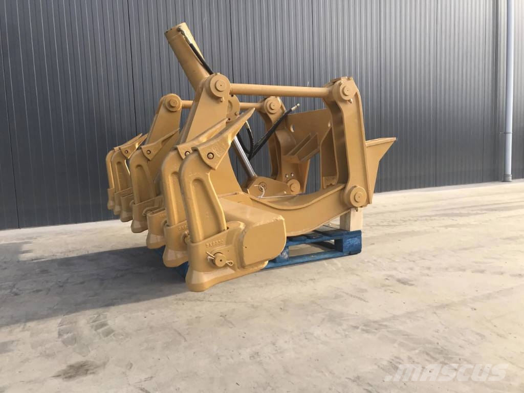 CAT 14M Escarificadores