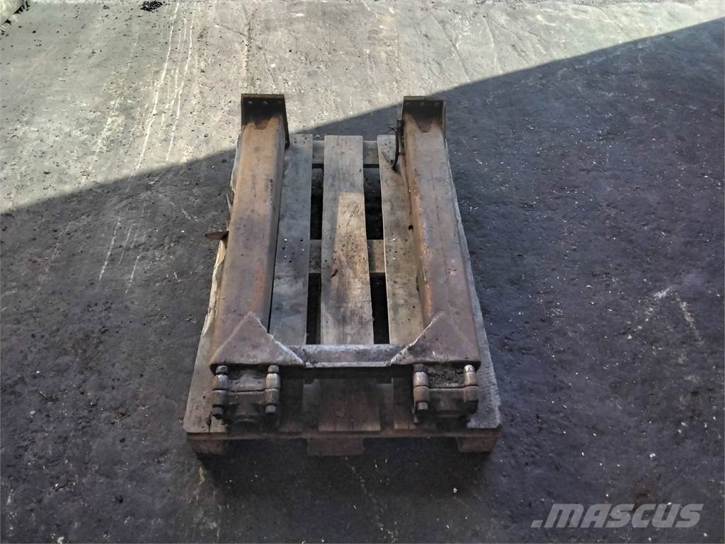  Minibrunett 578 Muut