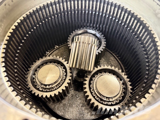 Liebherr LH22C SAT250/287 SWING GEARS أجهزة نقل