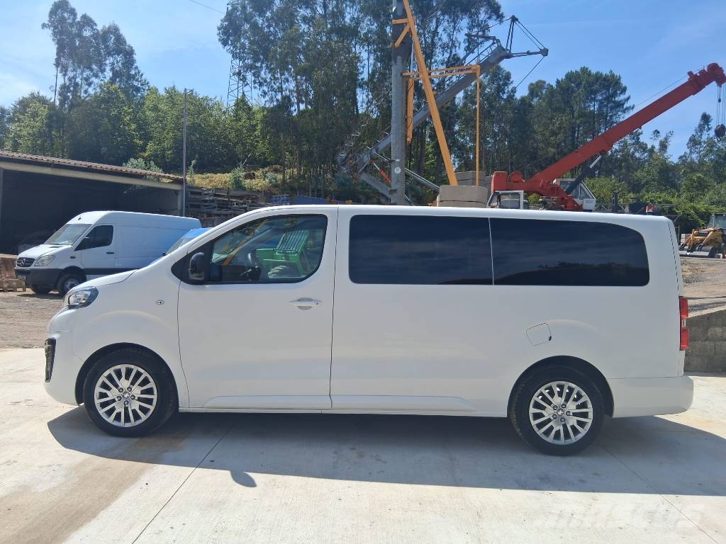 Peugeot Traveller Outros