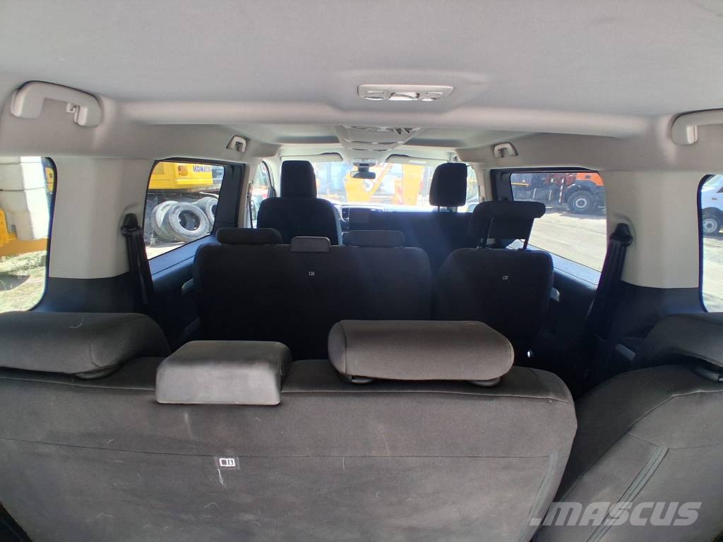 Peugeot Traveller Outros