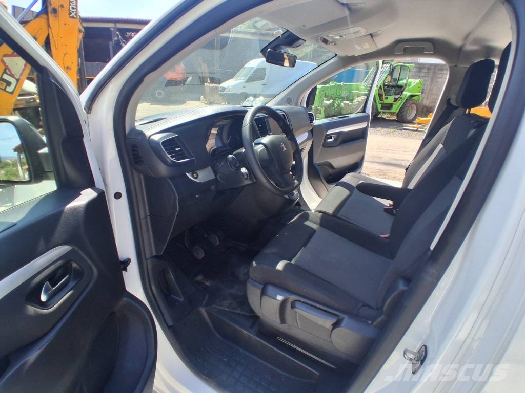 Peugeot Traveller Outros