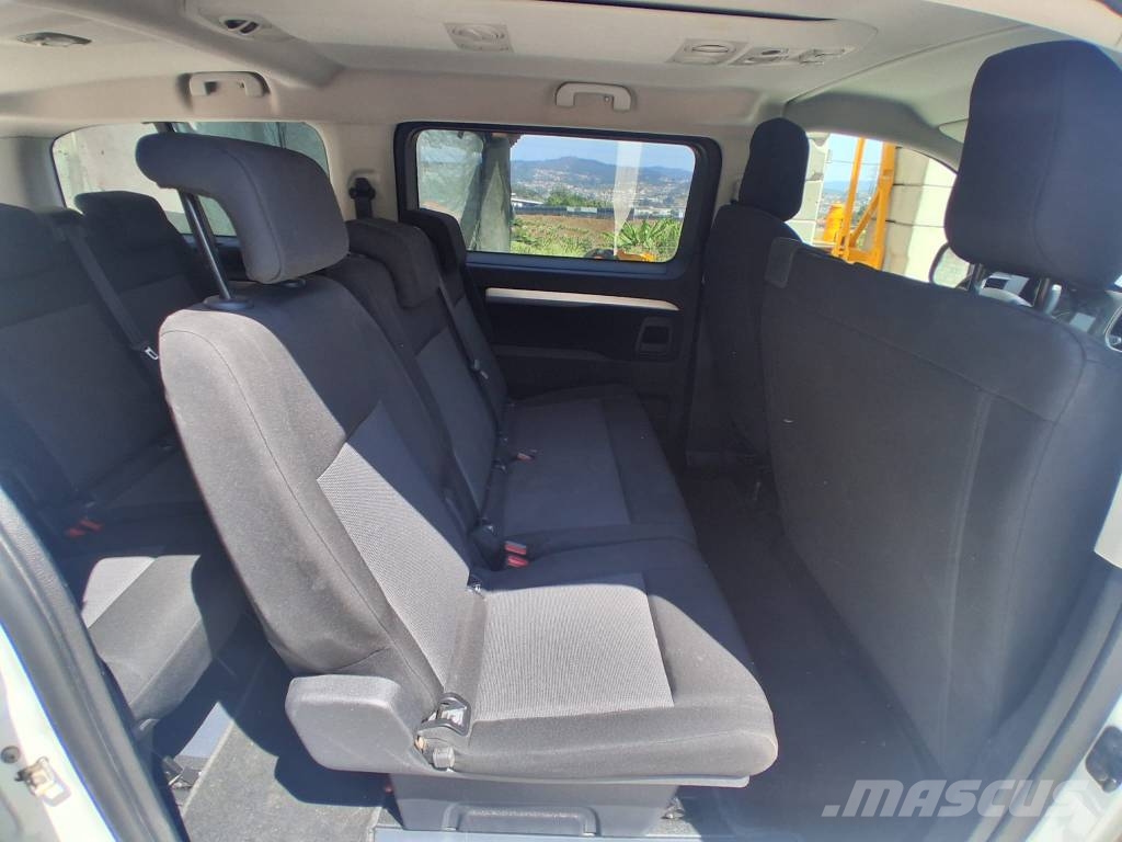 Peugeot Traveller Outros