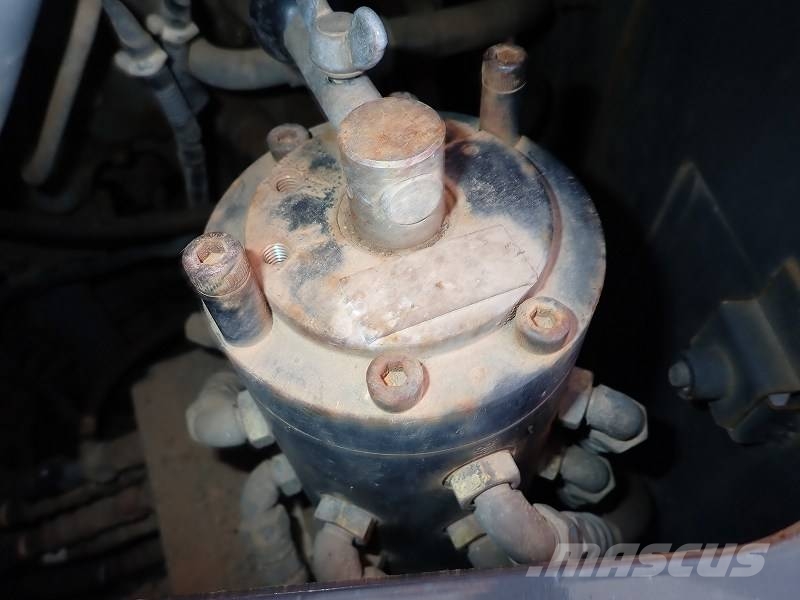 Hitachi ZX135US‑3 Bageri gusjeničari