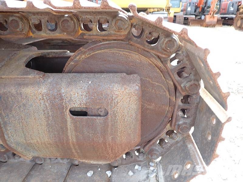 Hitachi ZX135US‑3 Bageri gusjeničari