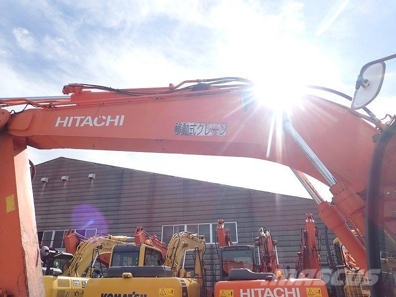 Hitachi ZX135US‑3 Bageri gusjeničari