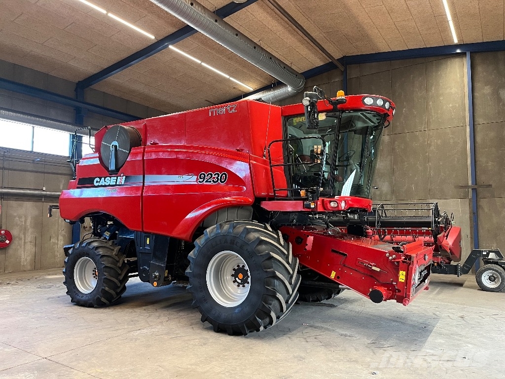 Case IH 9230 Med 35" skærebord Cosechadoras combinadas