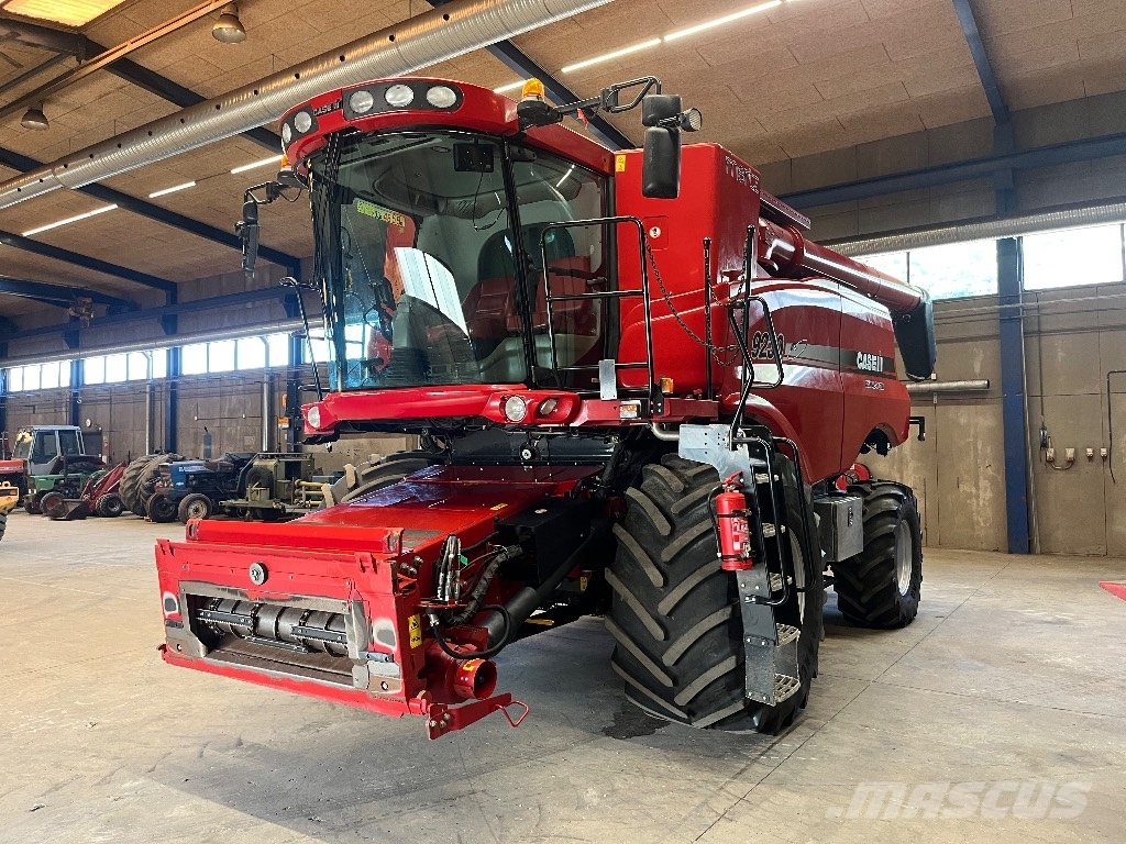 Case IH 9230 Med 35" skærebord Cosechadoras combinadas