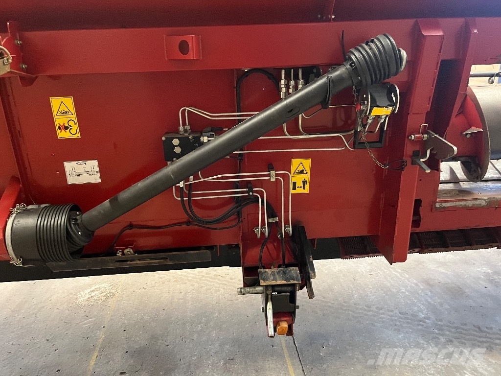 Case IH 9230 Med 35" skærebord Cosechadoras combinadas
