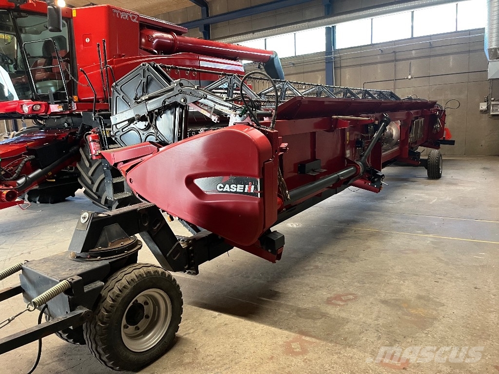 Case IH 9230 Med 35" skærebord Cosechadoras combinadas