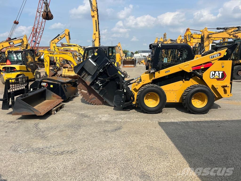 CAT 272D 3XE . Φορτωτάκια