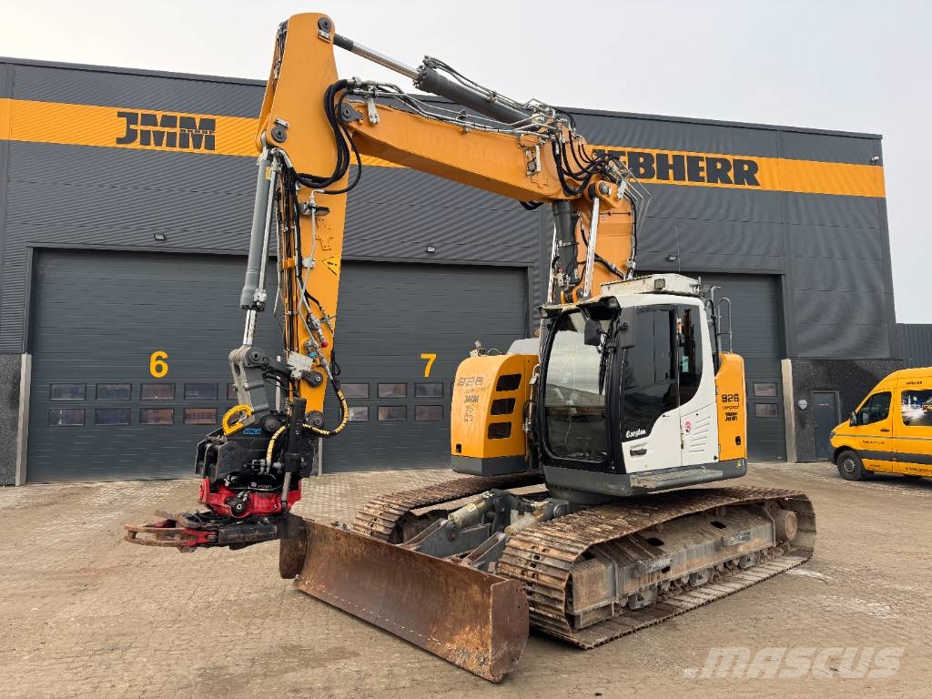Liebherr R 926 Compact Litronic Excavadoras sobre orugas